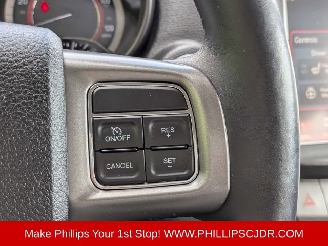Used 2015 Dodge Journey Crossroad w/ Flexible Seating Group FWD image 24