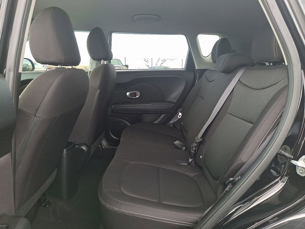 Used 2016 Kia Soul image 12