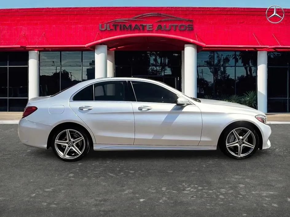 Used 2015 Mercedes-Benz C 300 4MATIC Sedan image 5
