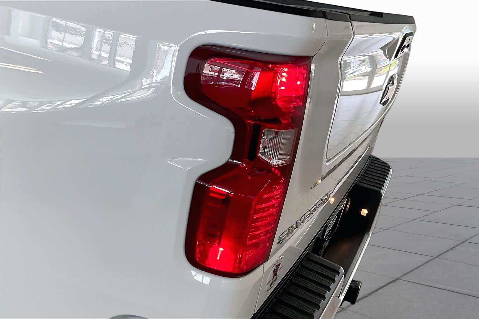 Used 2026 Chevrolet Silverado 1500 LT w/ Texas Edition Plus RWD image 27