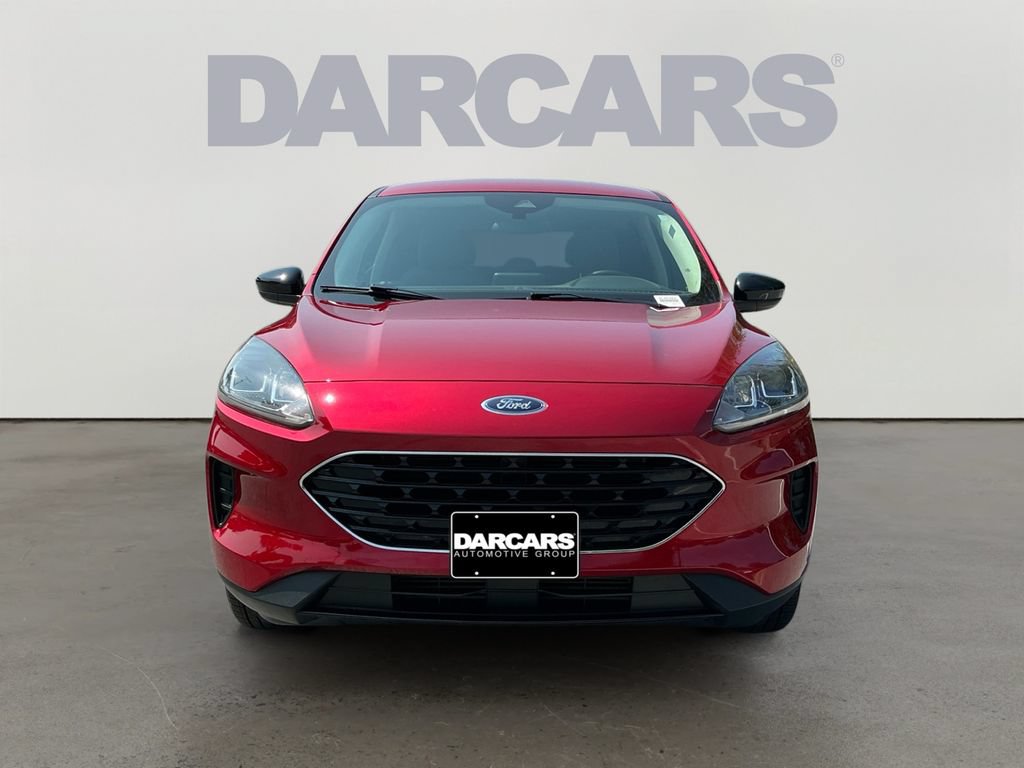 Used 2022 Ford Escape SE w/ SE Sport Appearance Package AWD/4WD image 2