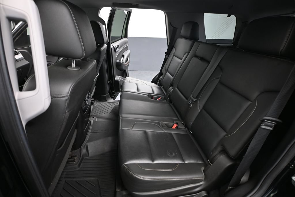 Used 2019 Chevrolet Tahoe LT w/ RST Edition AWD/4WD image 45