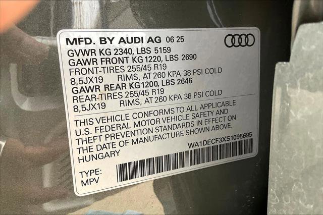 Certified 2025 Audi Q3 2.0T Premium w/ Convenience Package AWD/4WD image 35