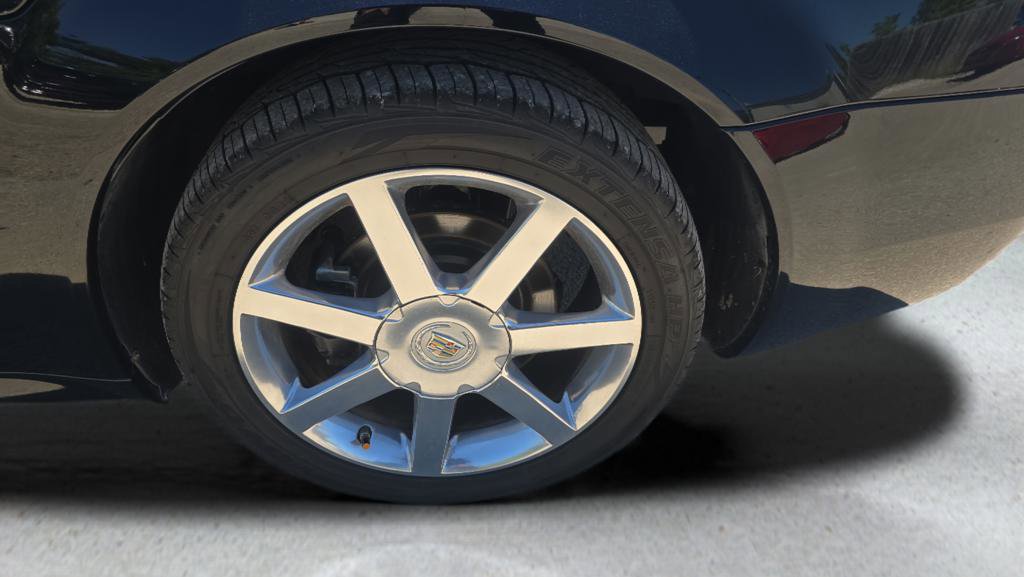Used 2005 Cadillac XLR RWD image 29