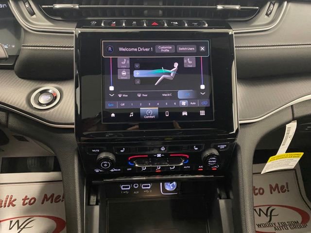 New 2025 Jeep Grand Cherokee L Altitude image 22