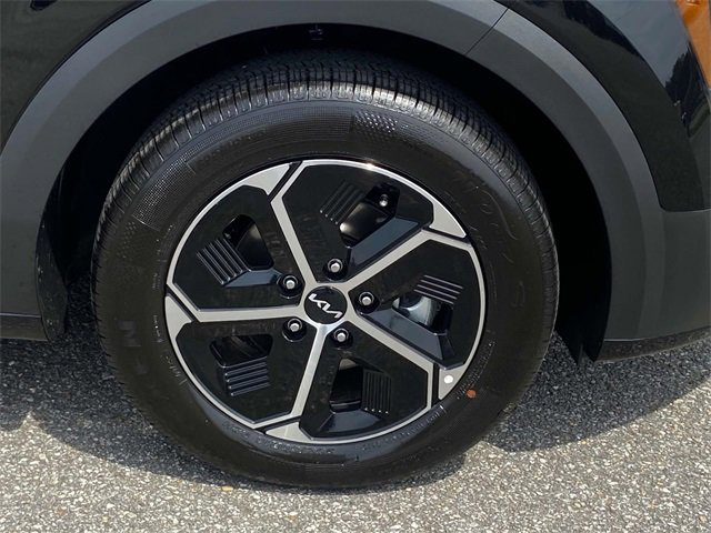 New 2025 Kia Niro EX image 7