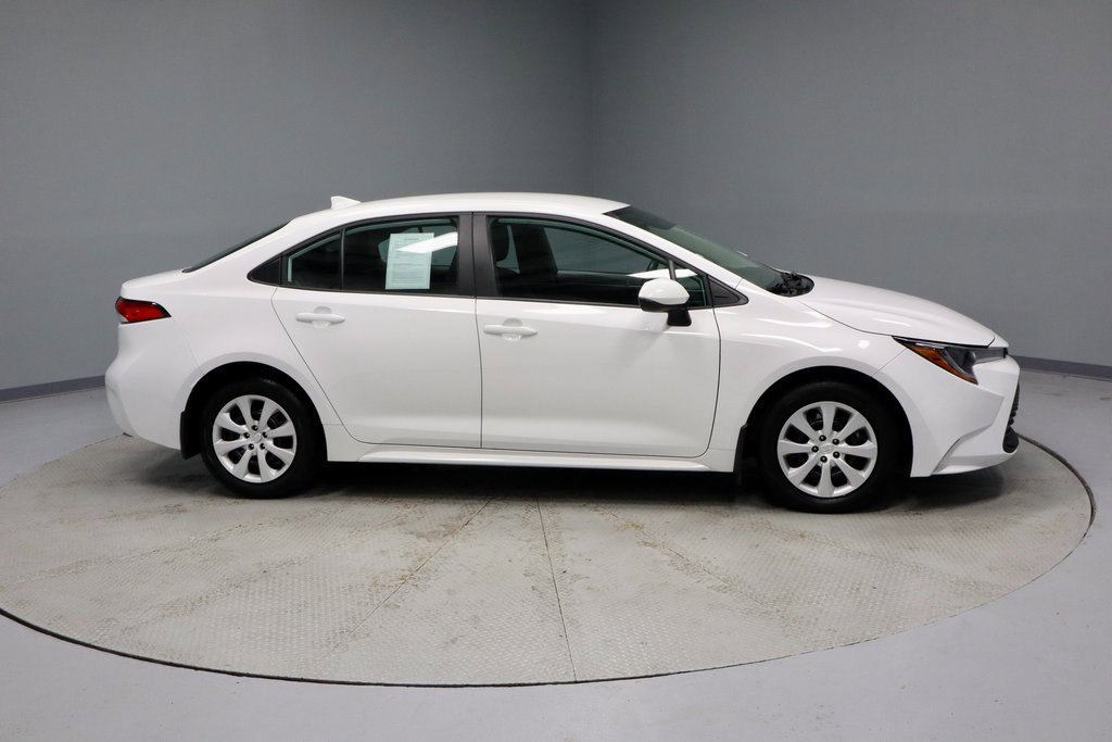 Used 2024 Toyota Corolla LE image 5