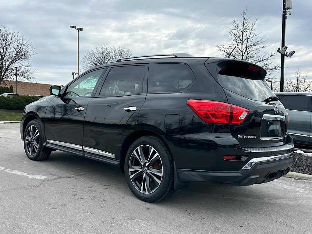 Used 2018 Nissan Pathfinder Platinum image 8