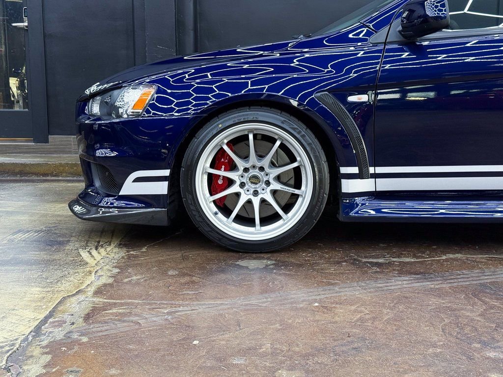 Used 2014 Mitsubishi Lancer Evolution GSR AWD/4WD image 4