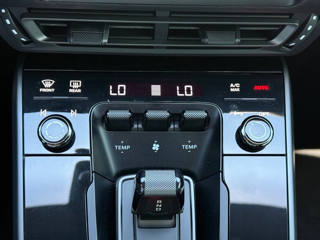 Certified 2021 Porsche 911 Carrera 4 AWD/4WD image 22