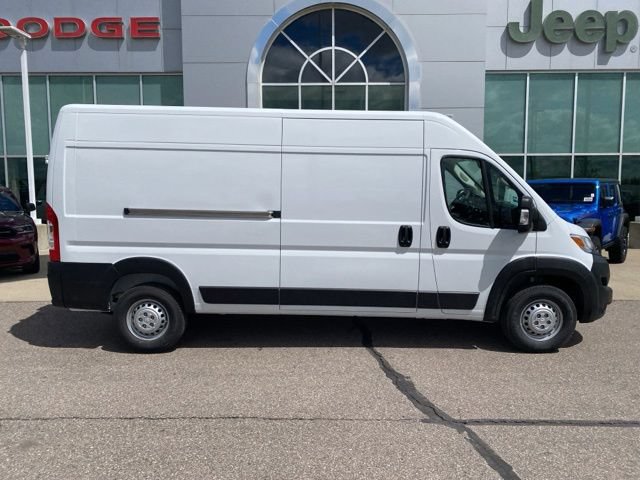 New 2026 RAM ProMaster 2500 w/ Convenience Group FWD image 4
