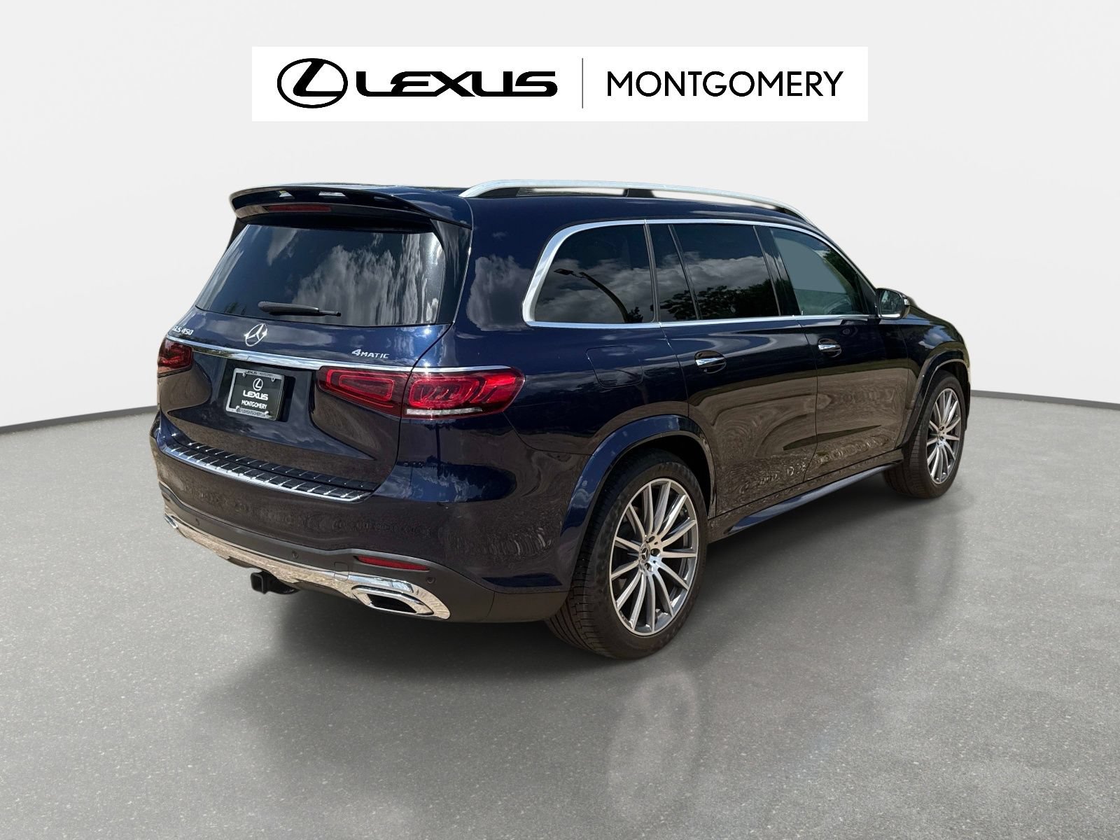 Used 2022 Mercedes-Benz GLS 450 4MATIC image 3