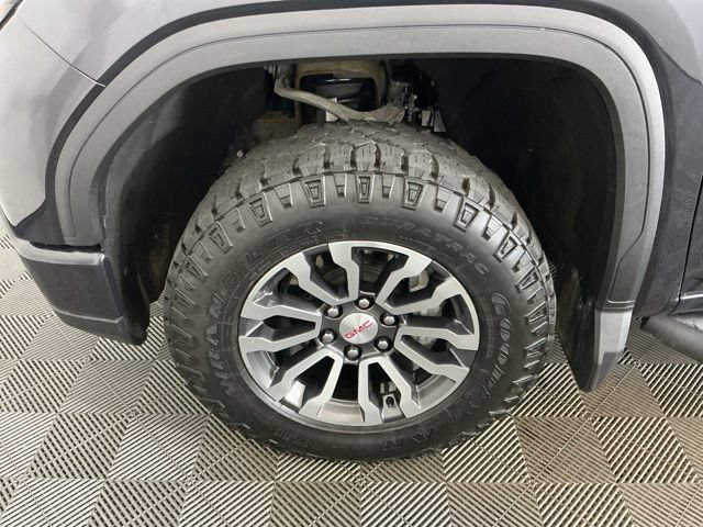 Used 2023 GMC Sierra 1500 AT4 w/ AT4 Premium Package AWD/4WD image 31