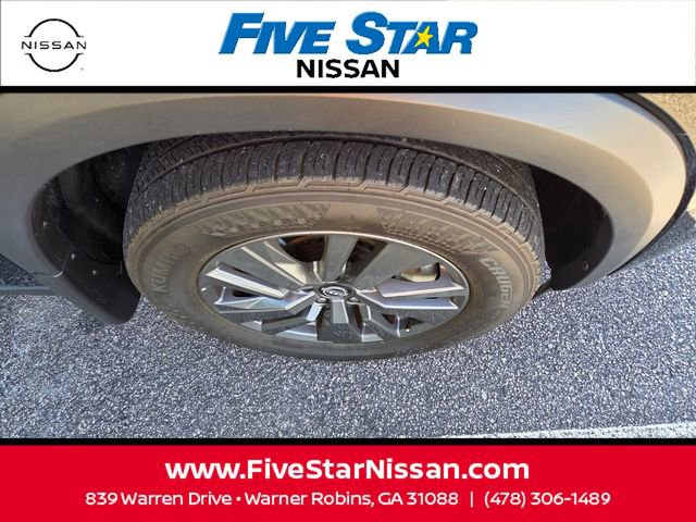 Used 2024 Nissan Pathfinder SV FWD image 13