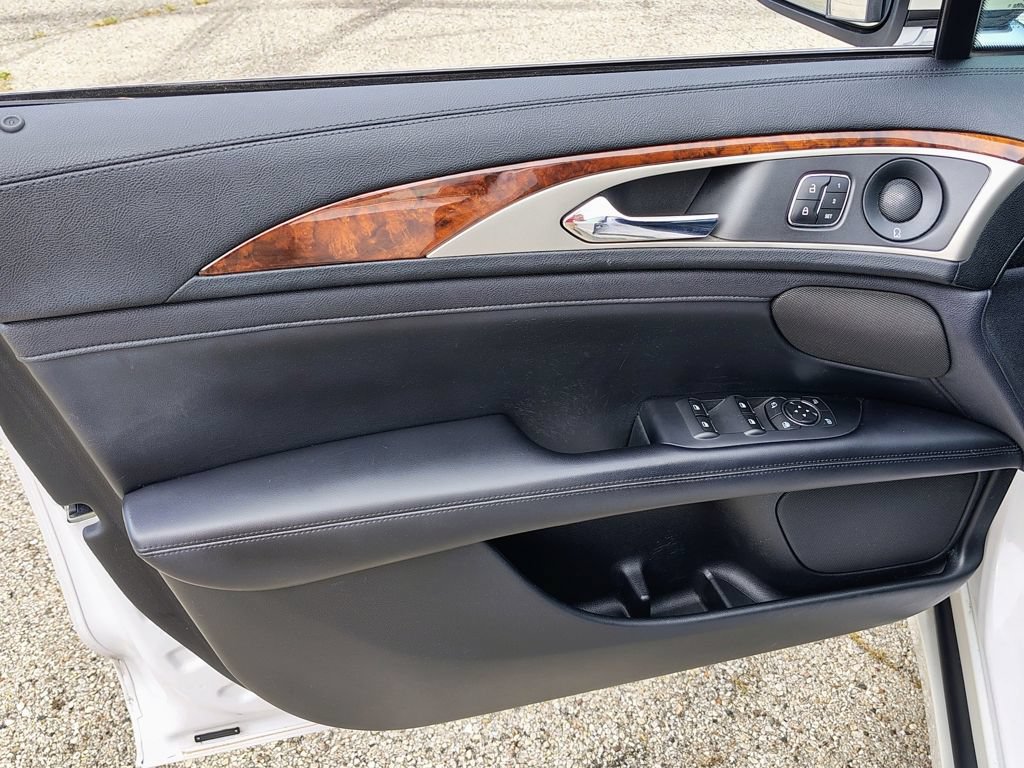 Used 2019 Lincoln MKZ Reserve AWD/4WD image 15