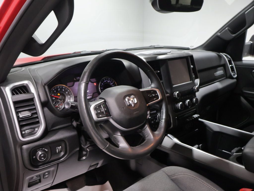 Used 2020 RAM 1500 Big Horn AWD/4WD image 14