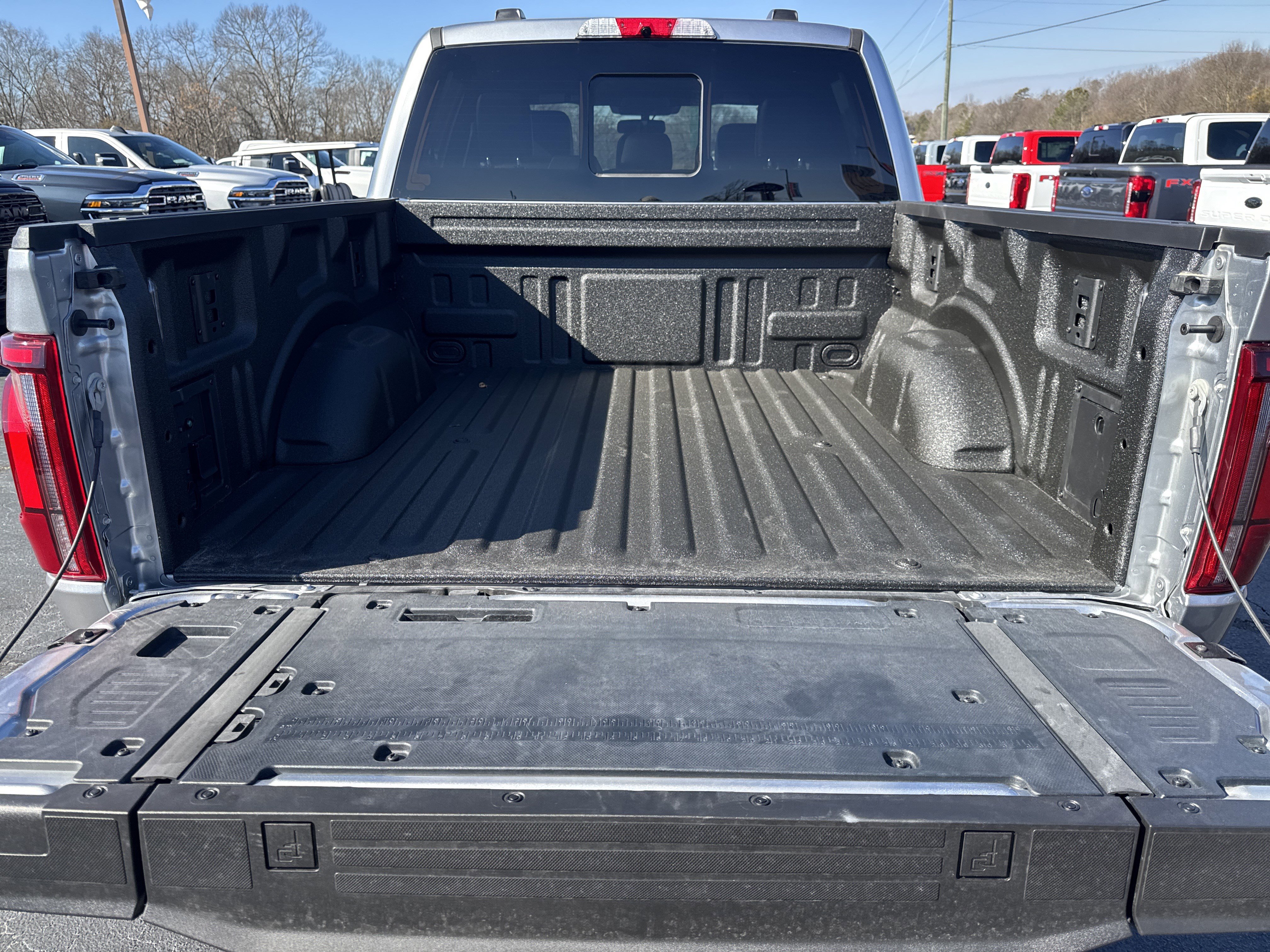 New 2025 Ford F150 Platinum w/ FX4 Off-Road Package image 18