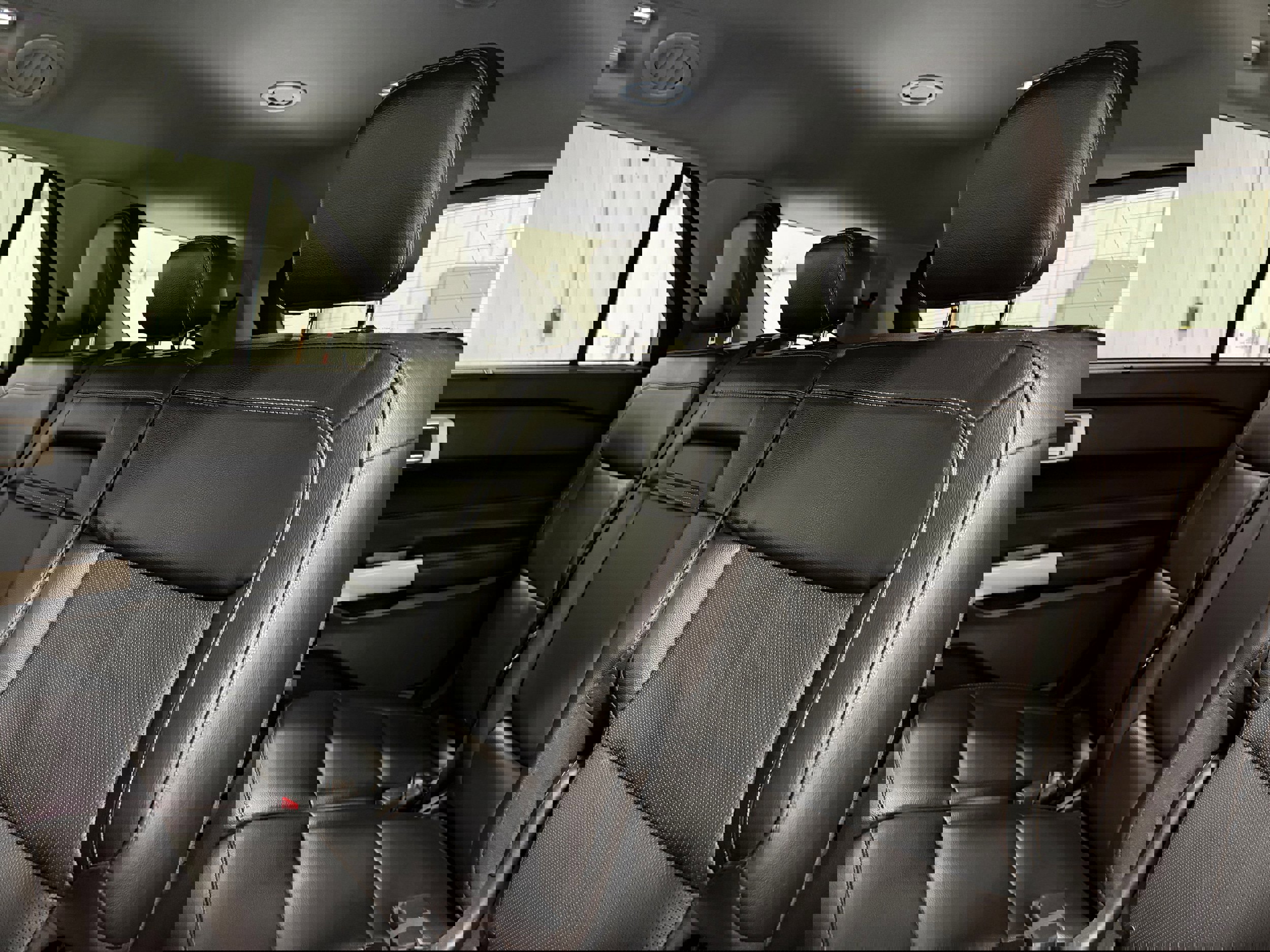 Used 2021 Ford Explorer Limited w/ Equipment Group 301A image 30