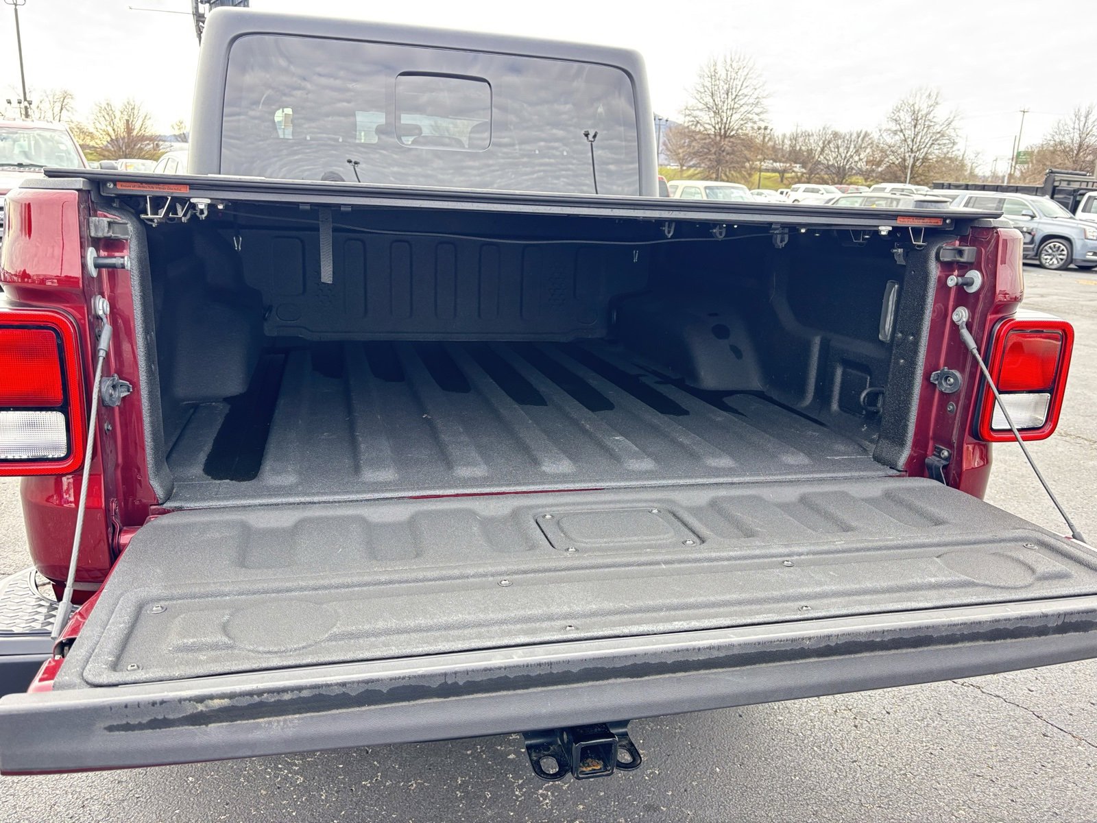 Used 2021 Jeep Gladiator Willys image 16