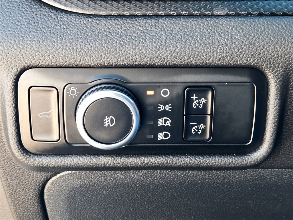 Used 2023 Ford Explorer ST-Line w/ Class IV Trailer Tow Package image 24