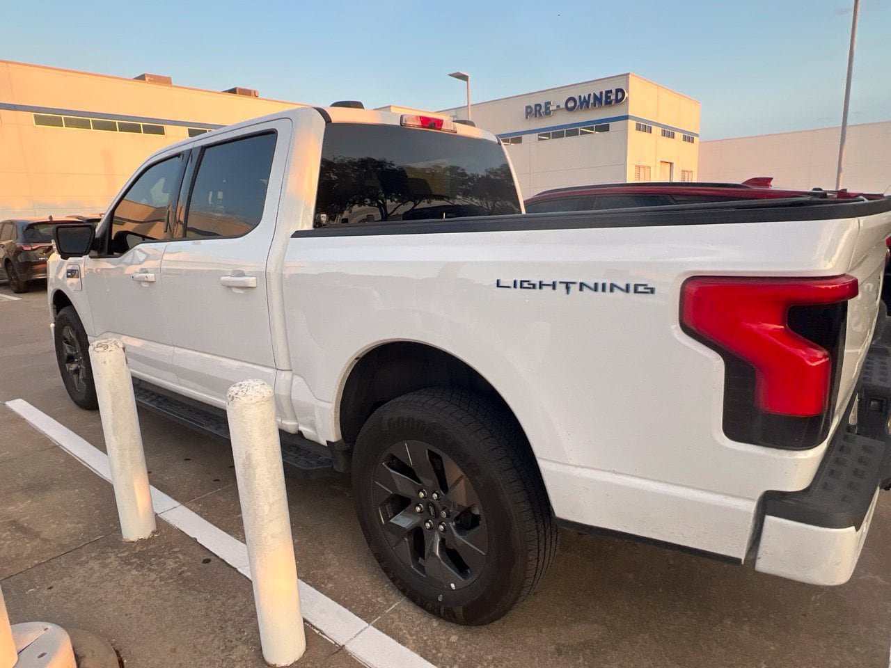 Used 2024 Ford F150 Lightning Flash w/ Max Trailer Tow Package AWD/4WD image 13