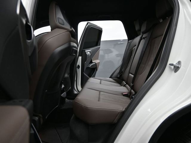 Used 2026 BMW X3 xDrive30 w/ M Sport Package image 18