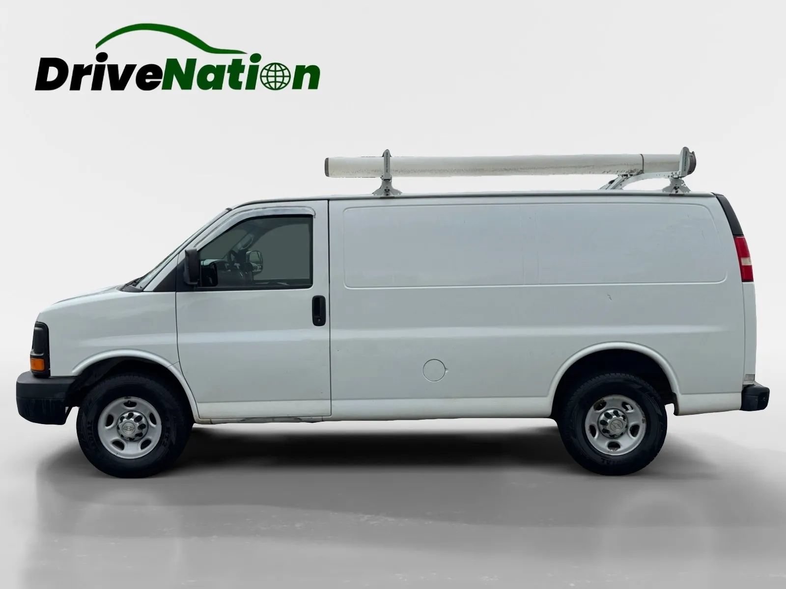 Used 2012 Chevrolet Express 2500 RWD image 8