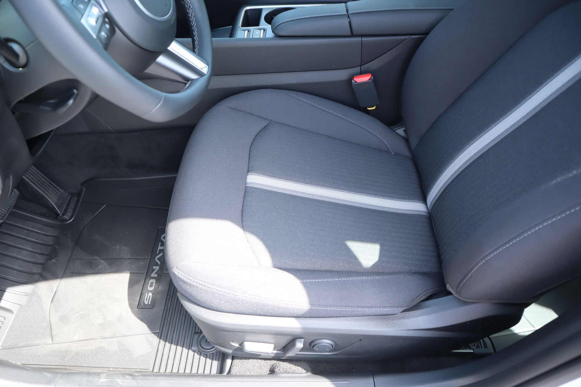 New 2026 Hyundai Sonata SEL FWD image 16