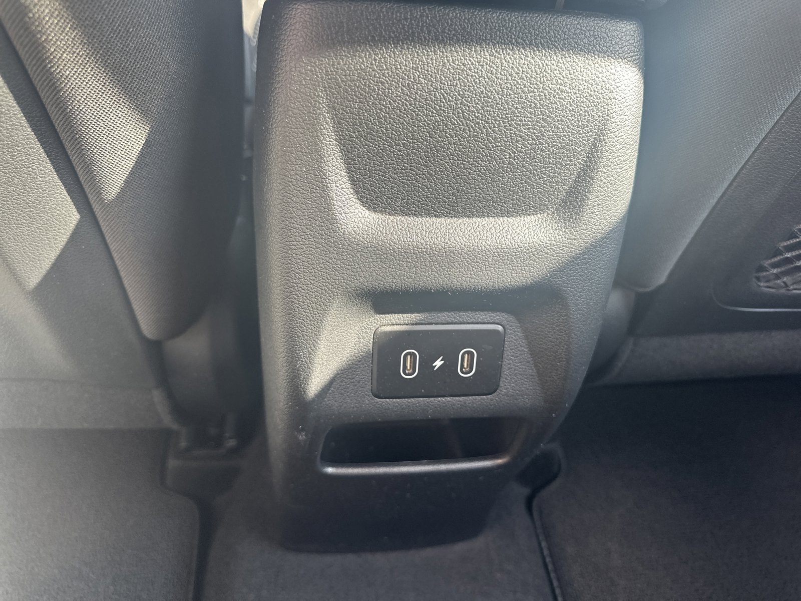 Used 2025 Hyundai Venue SEL FWD image 22