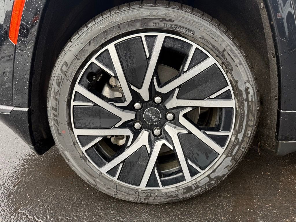 New 2025 Jeep Wagoneer S Limited w/ Comfort Package image 9