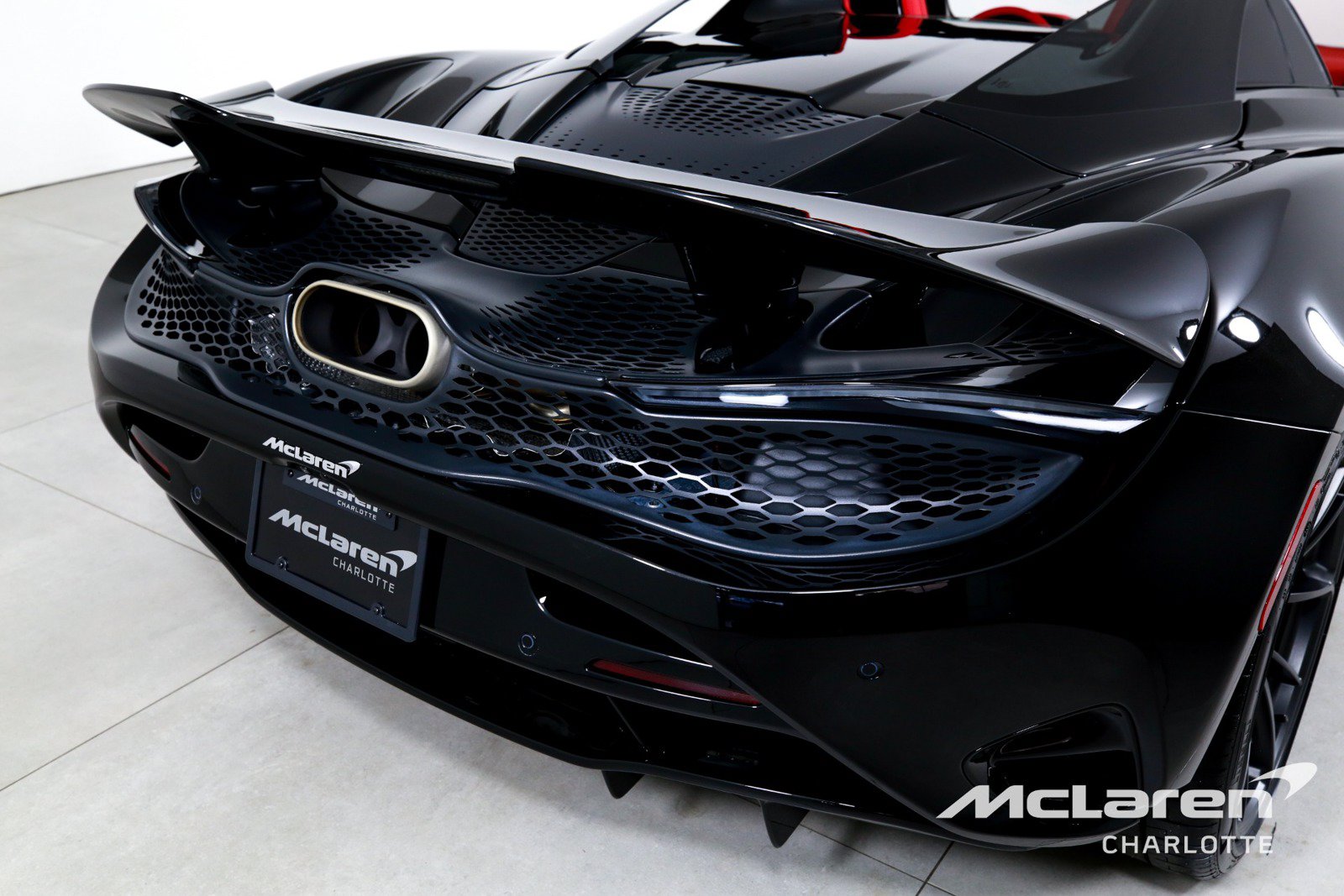 New 2026 McLaren 750S Spider RWD image 33