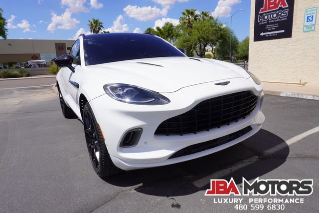 Used 2022 Aston Martin DBX image 45