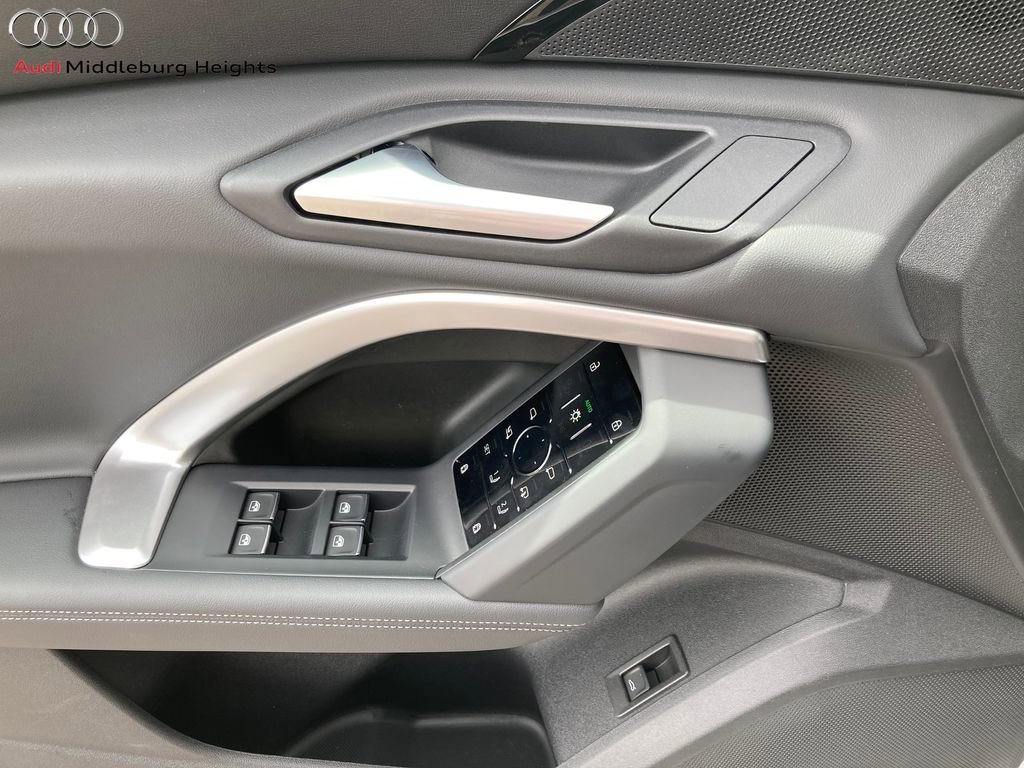 New 2025 Audi Q5 Premium Plus image 14