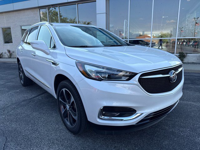 Used 2020 Buick Enclave Essence w/ Sport Touring Edition FWD image 1