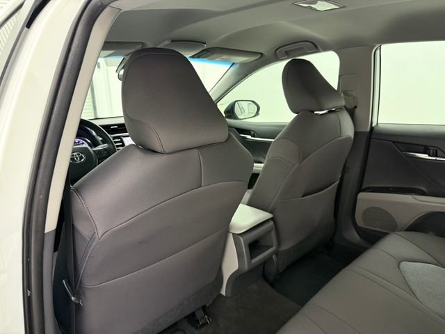 Used 2020 Toyota Camry LE image 29
