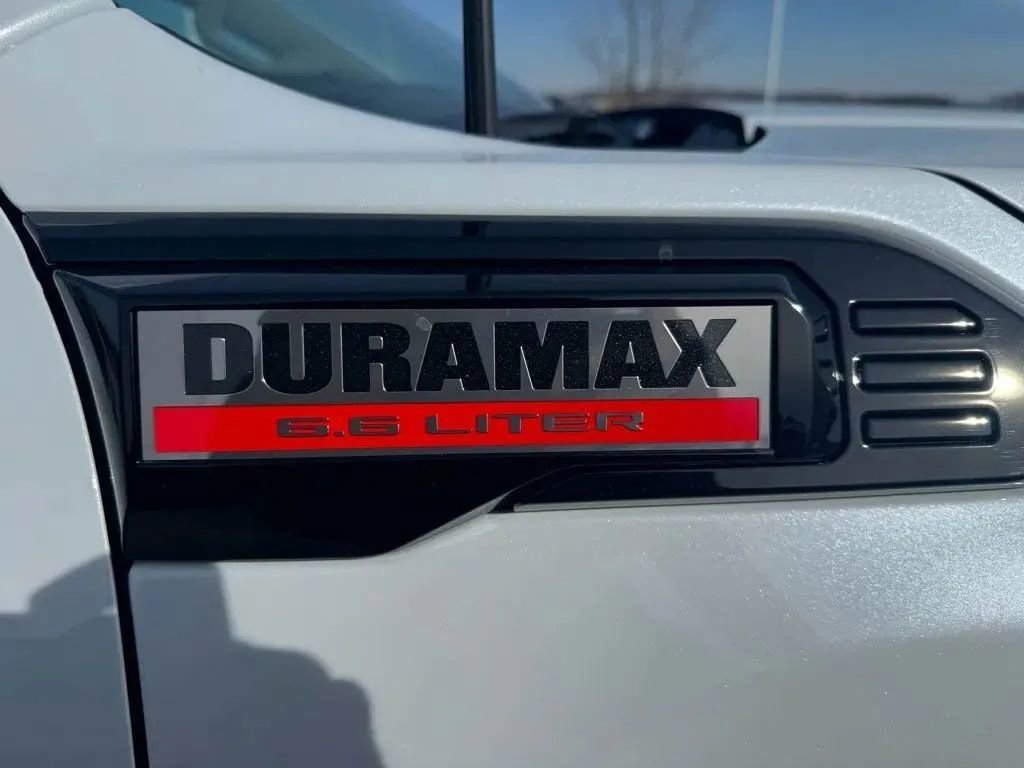 New 2026 GMC Sierra 2500 Denali w/ Technology Package AWD/4WD image 9