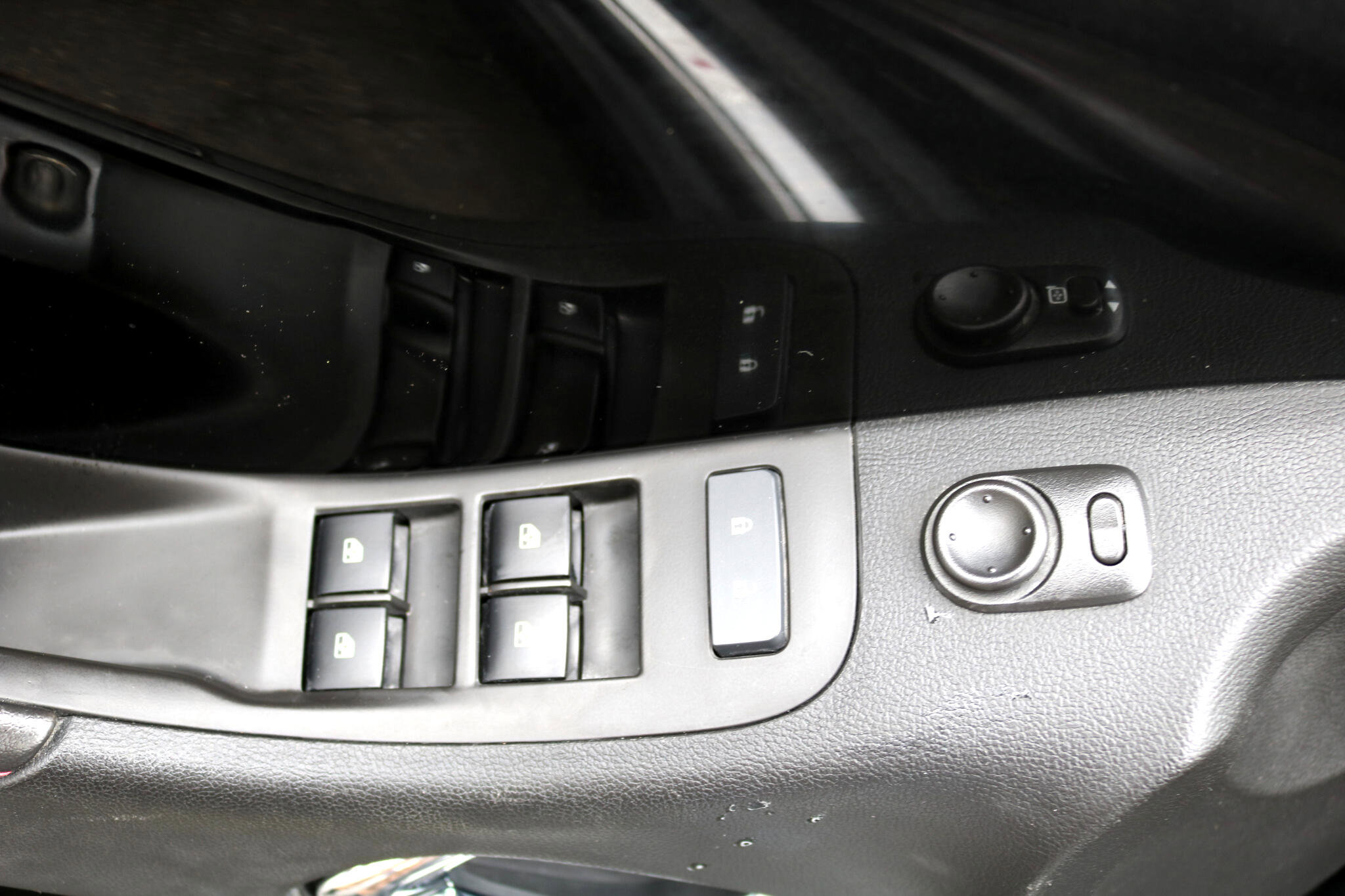 Used 2014 Chevrolet Camaro ZL1 image 18