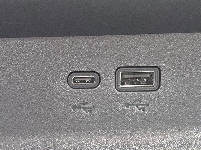 New 2026 Chevrolet Equinox LT w/ Safety and Technology Package image 8