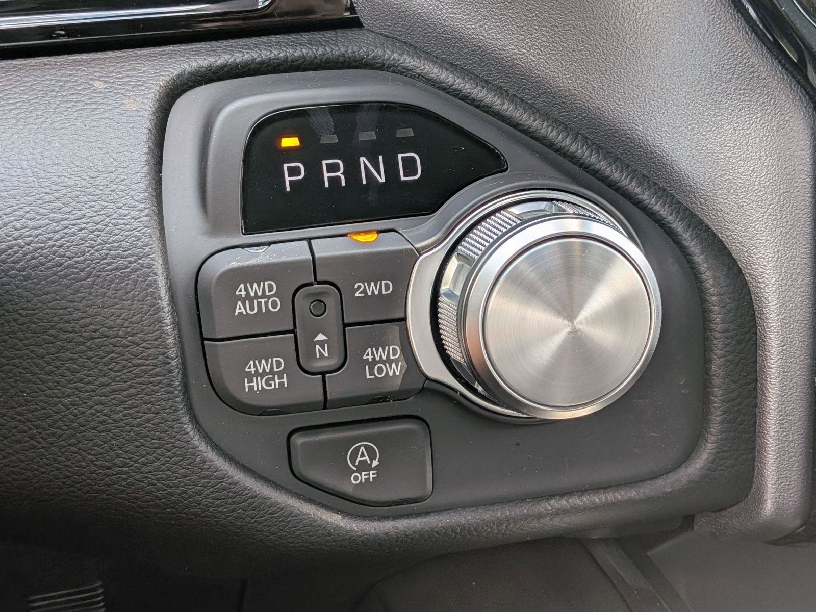 New 2026 RAM 1500 Laramie AWD/4WD image 15