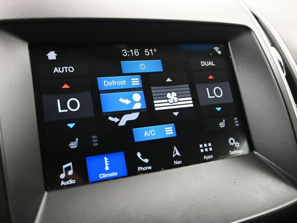 Used 2018 Ford Edge SEL w/ Equipment Group 201A image 20