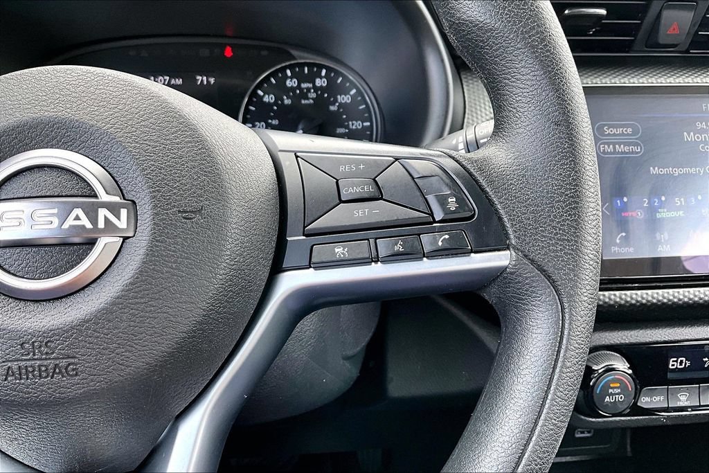 Used 2022 Nissan Kicks SV FWD image 12