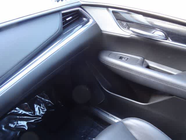Used 2025 Cadillac XT5 Premium Luxury w/ Technology Package FWD image 44