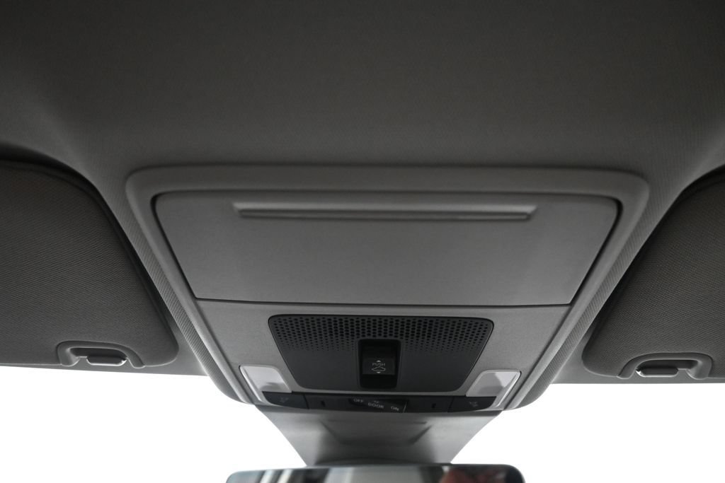 Certified 2025 Acura Integra FWD image 17