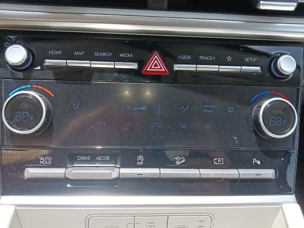 Used 2026 Hyundai Santa Fe SEL FWD image 23