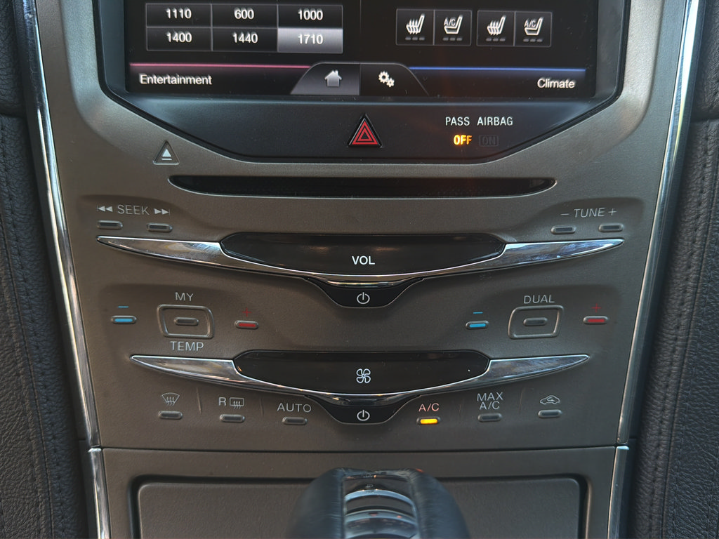 Used 2013 Lincoln MKX AWD image 27