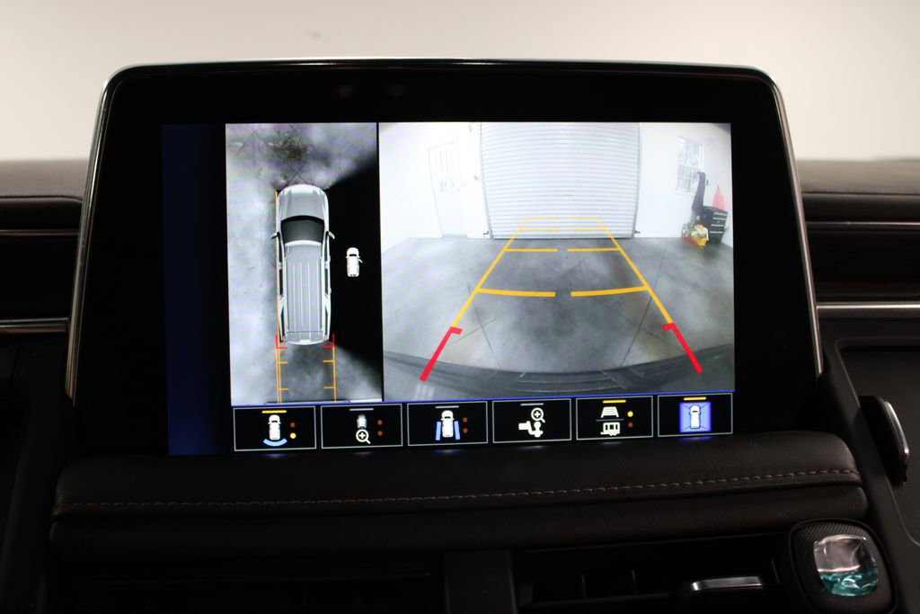 Used 2022 Chevrolet Tahoe LT w/ Luxury Package image 39