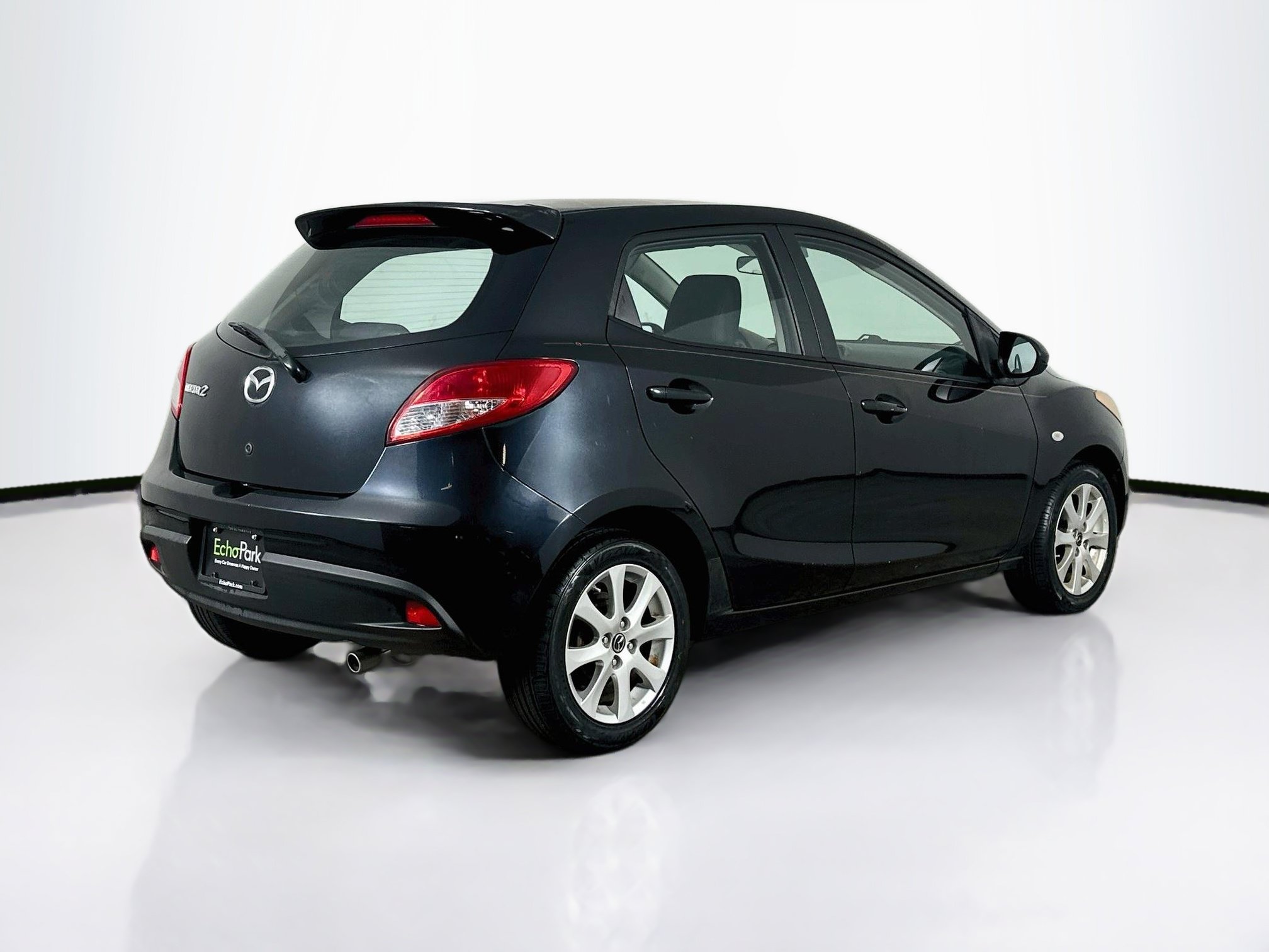 Used 2014 MAZDA MAZDA2 Touring FWD image 9