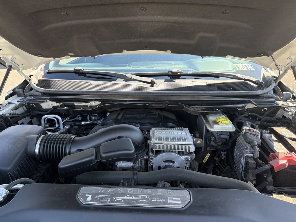 Used 2022 Jeep Wagoneer Series II AWD/4WD image 10