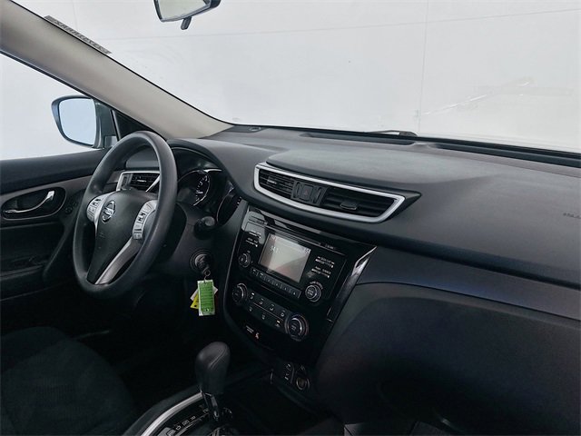 Used 2016 Nissan Rogue S image 26