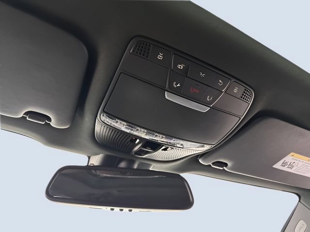 Used 2019 Mercedes-Benz GLC 300 4MATIC image 27